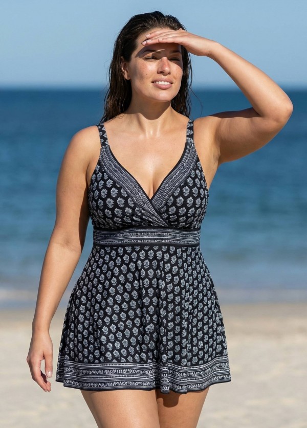Curvy Black And White Floral V Neck Sleeveless Modest Women's Swimsuit Swimdress Set