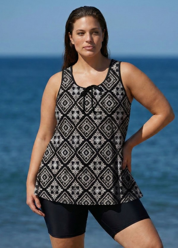 Black Geometric Print Vintage Wide Strap Loose Fit Plus Size Women's Swimsuit Tankini Top