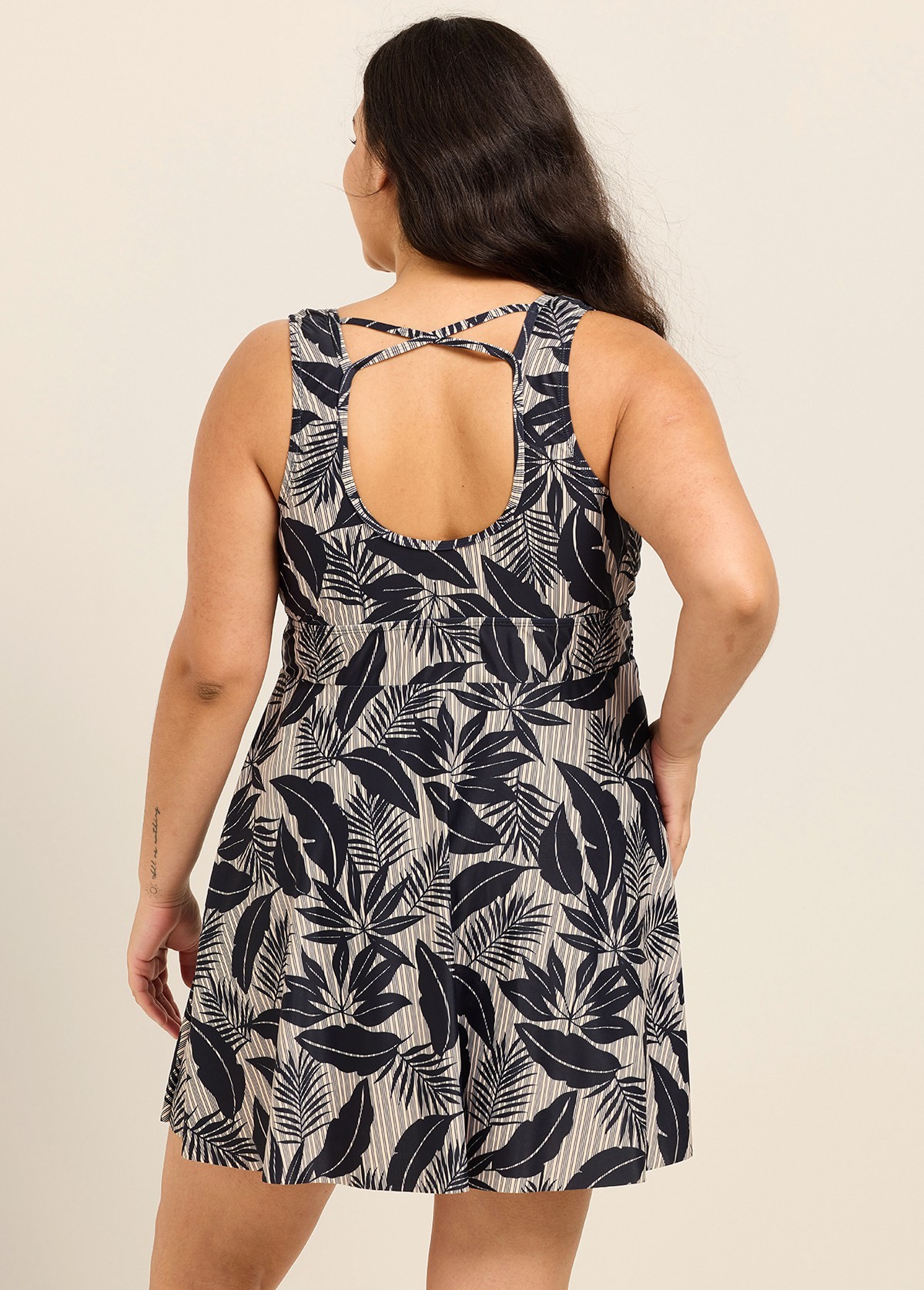 Black Leaf Stripe Scoop Neck Vintage Cross Back Plus Size Women's Swimsuit Swimdress Set