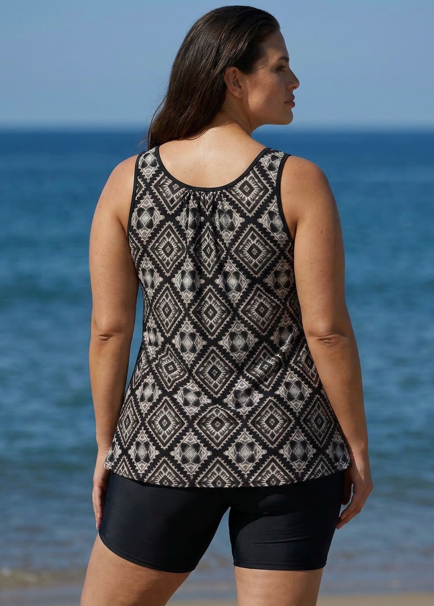 Black Geometric Print Vintage Wide Strap Loose Fit Plus Size Women's Swimsuit Tankini Top