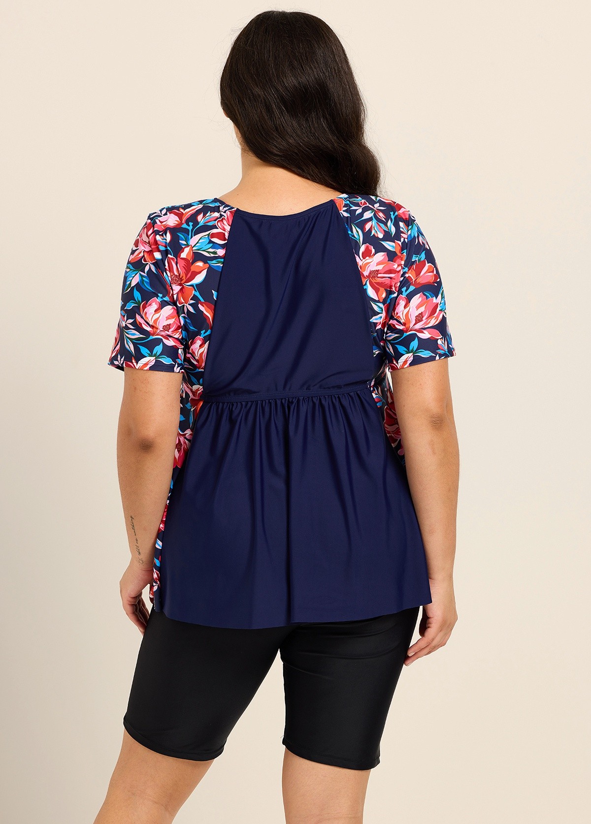 Curvy Red Floral Scoop Neck Upf50+ Short Sleeves Modest Women's Swimsuit Shirt Tankini Top