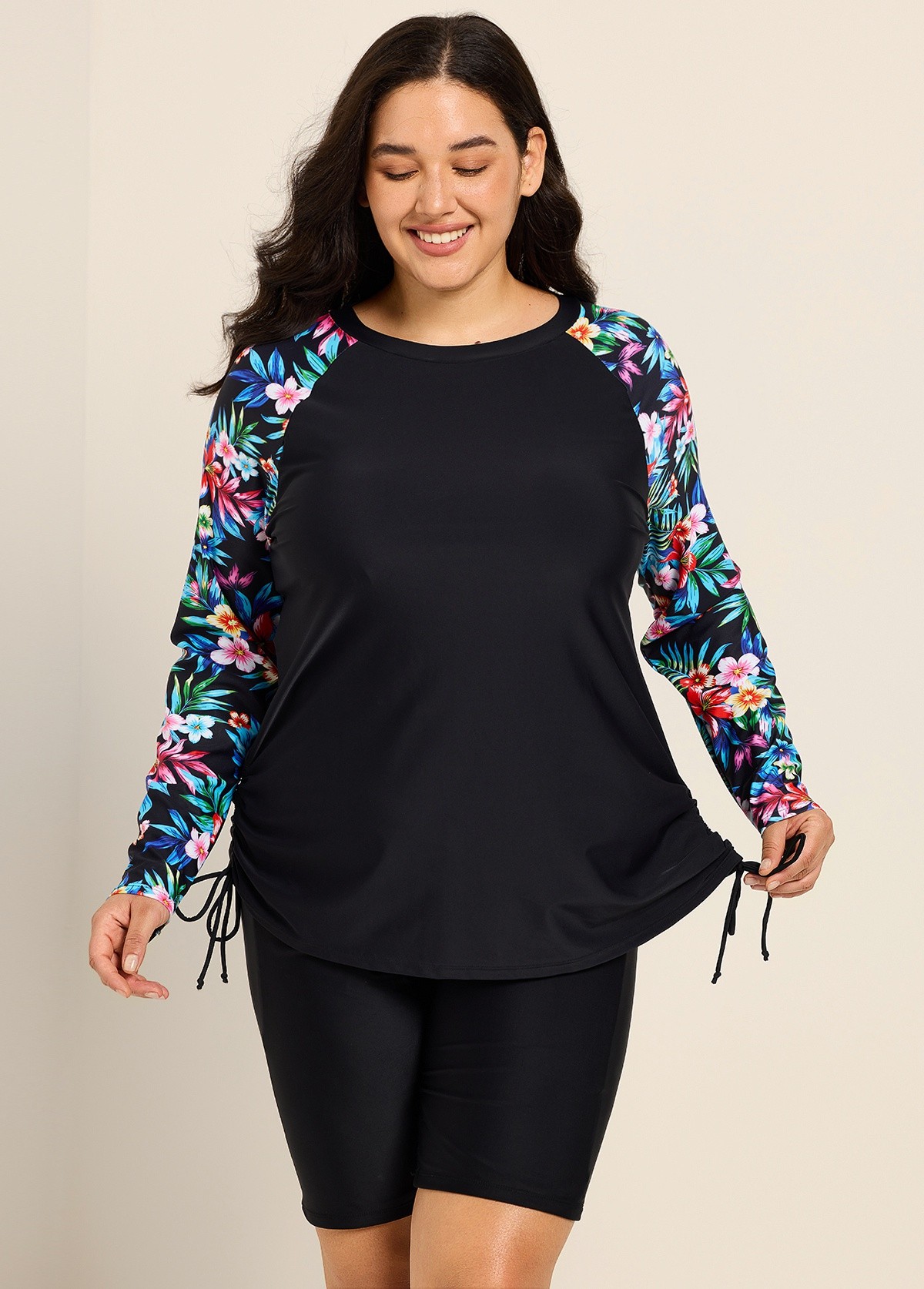 Plus Size Black Floral Upf50+ Long Sleeves Modest Women's Swimsuit Tankini Top