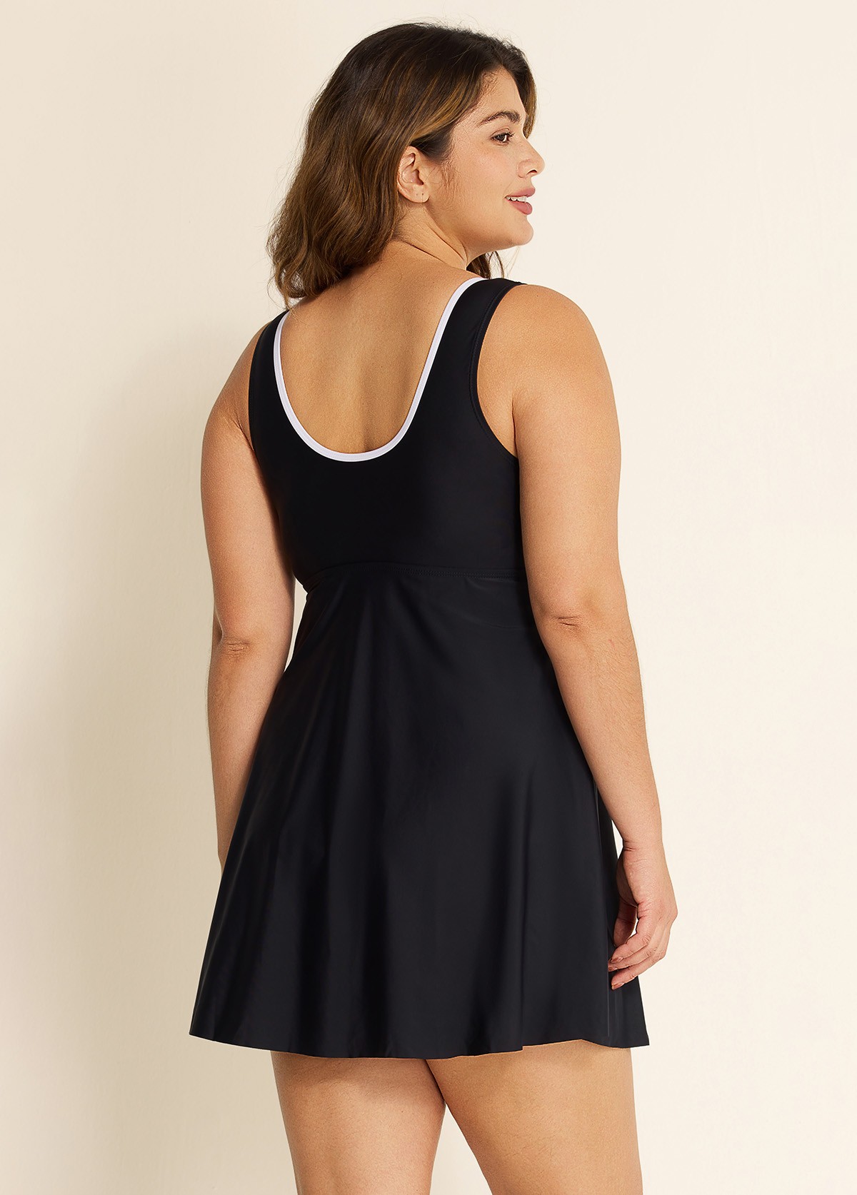 Black And White Color Block Round Neck Casual One Piece Swimdress