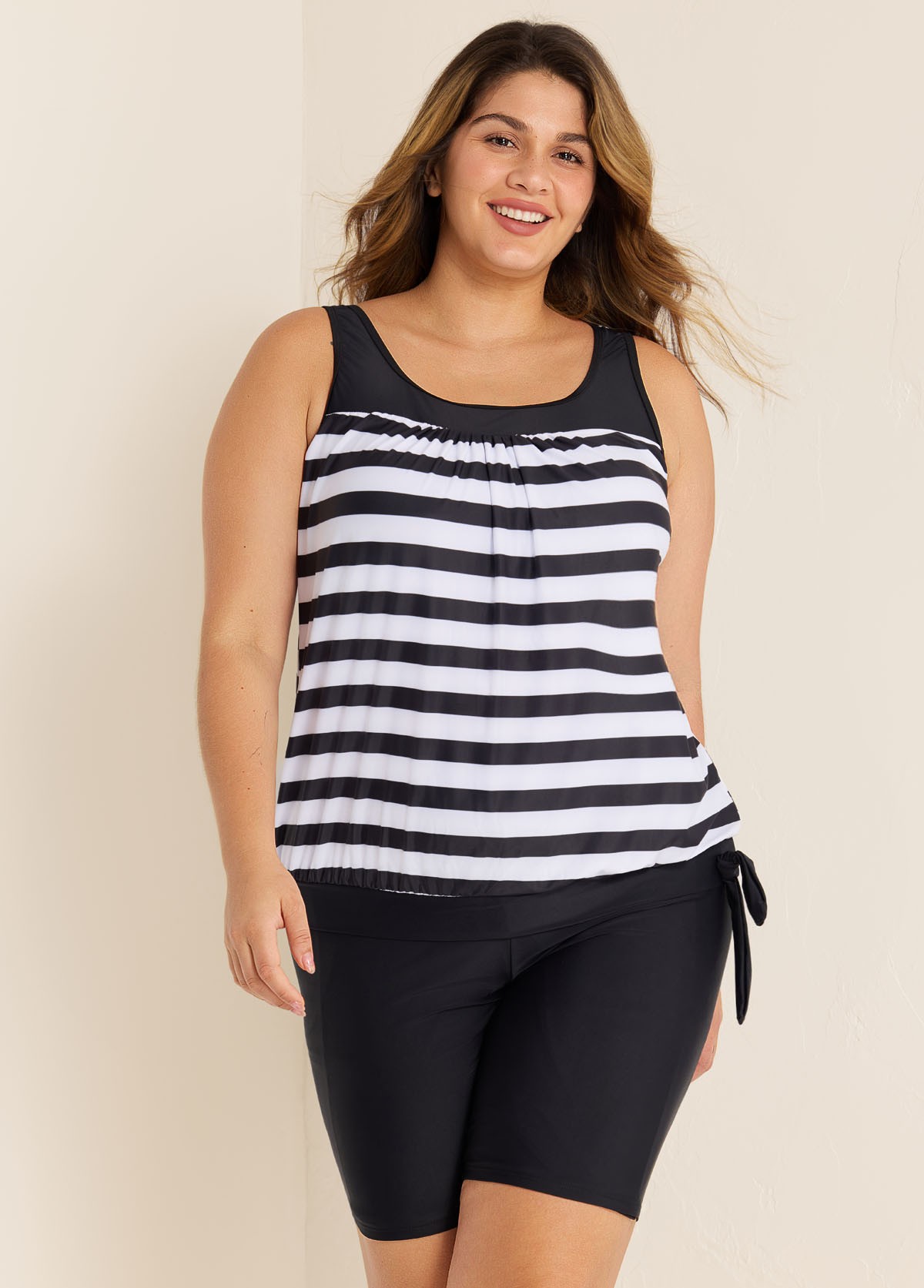Plus Size Black And White Striped Print Sports Tankini Top